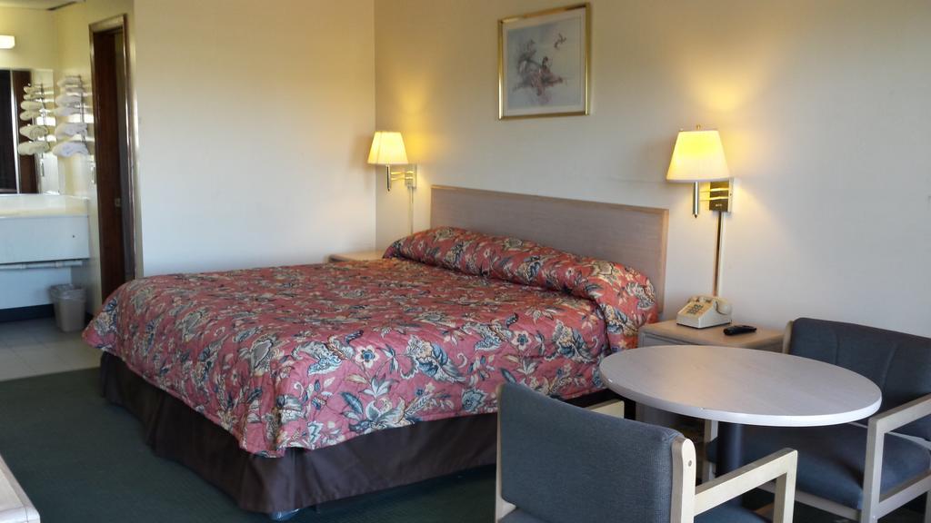 Express Inn 新奥尔巴尼 外观 照片